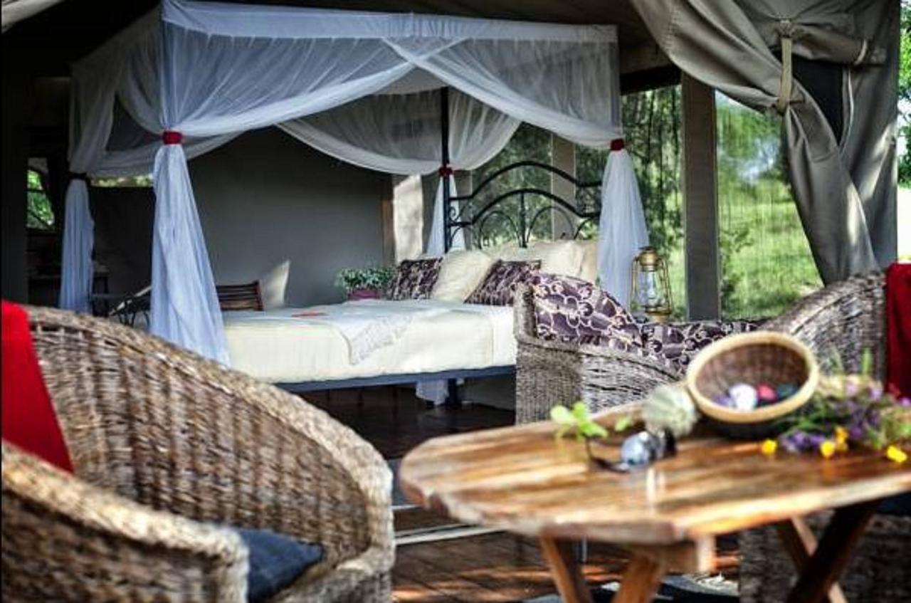 Mbali Mbali Tarangire River Camp Kwa Kuchinia المظهر الخارجي الصورة
